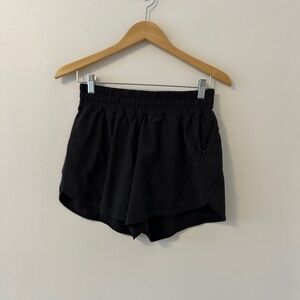 Lululemon Athletic Mid Rise Running Workout Shorts in Black | Size 8